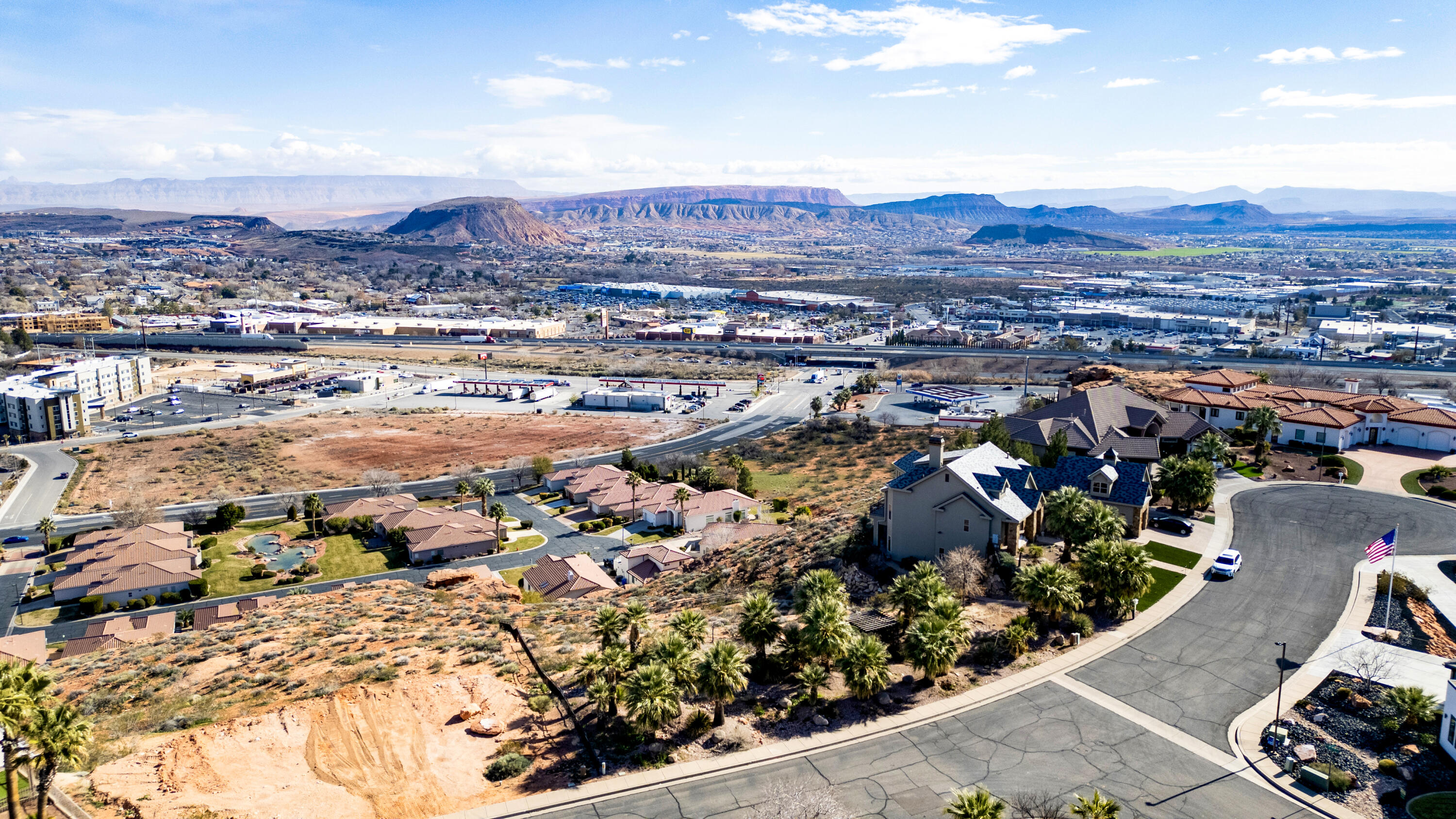 LION'S HEAD HILLTOP ESTATES AT GREEN SPRINGS - Land