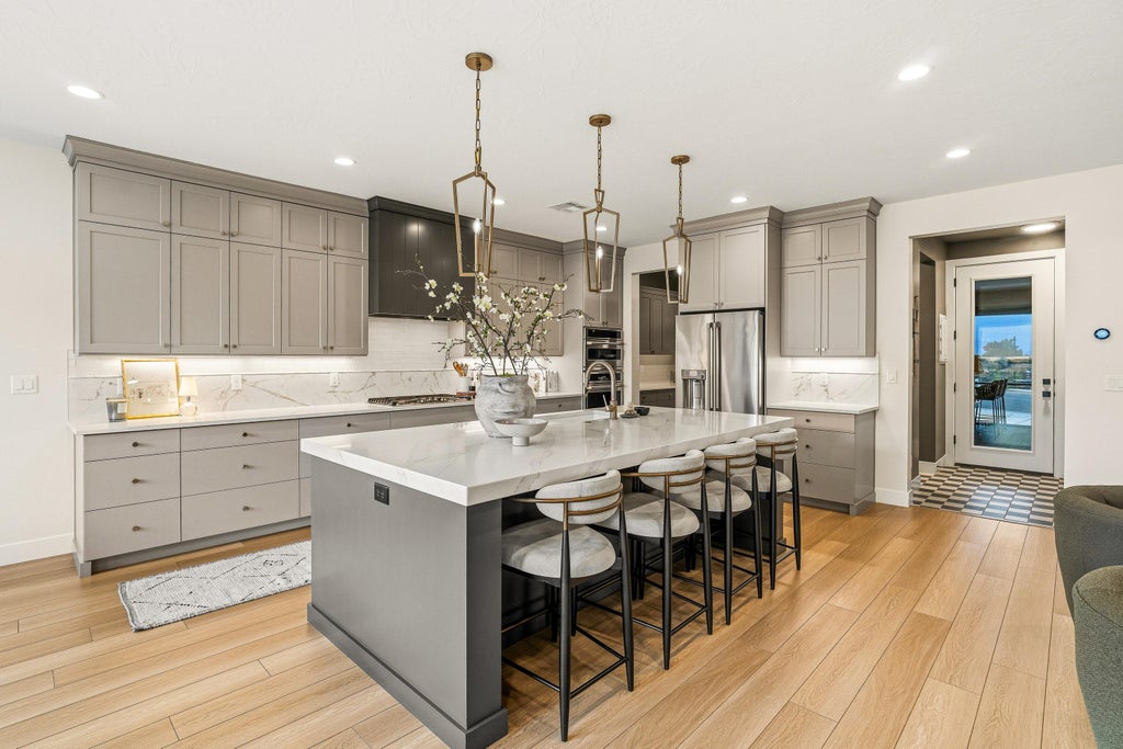 Photo of 1401 N Daylight ST, Washington, UT 84780 (MLS # 26-276661)
