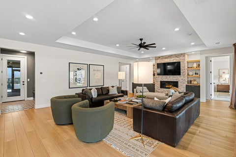Tiny photo for 1401 N Daylight ST, Washington, UT 84780 (MLS # 26-276661)