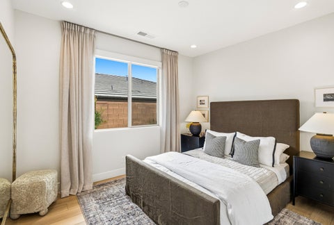 Tiny photo for 1401 N Daylight ST, Washington, UT 84780 (MLS # 26-276661)