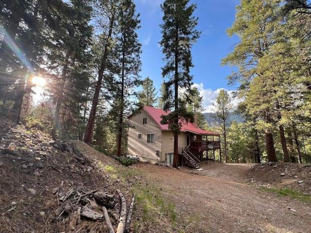Photo of 516 S Kents Lake RD, Beaver, UT 84713 (MLS # 25-267828)