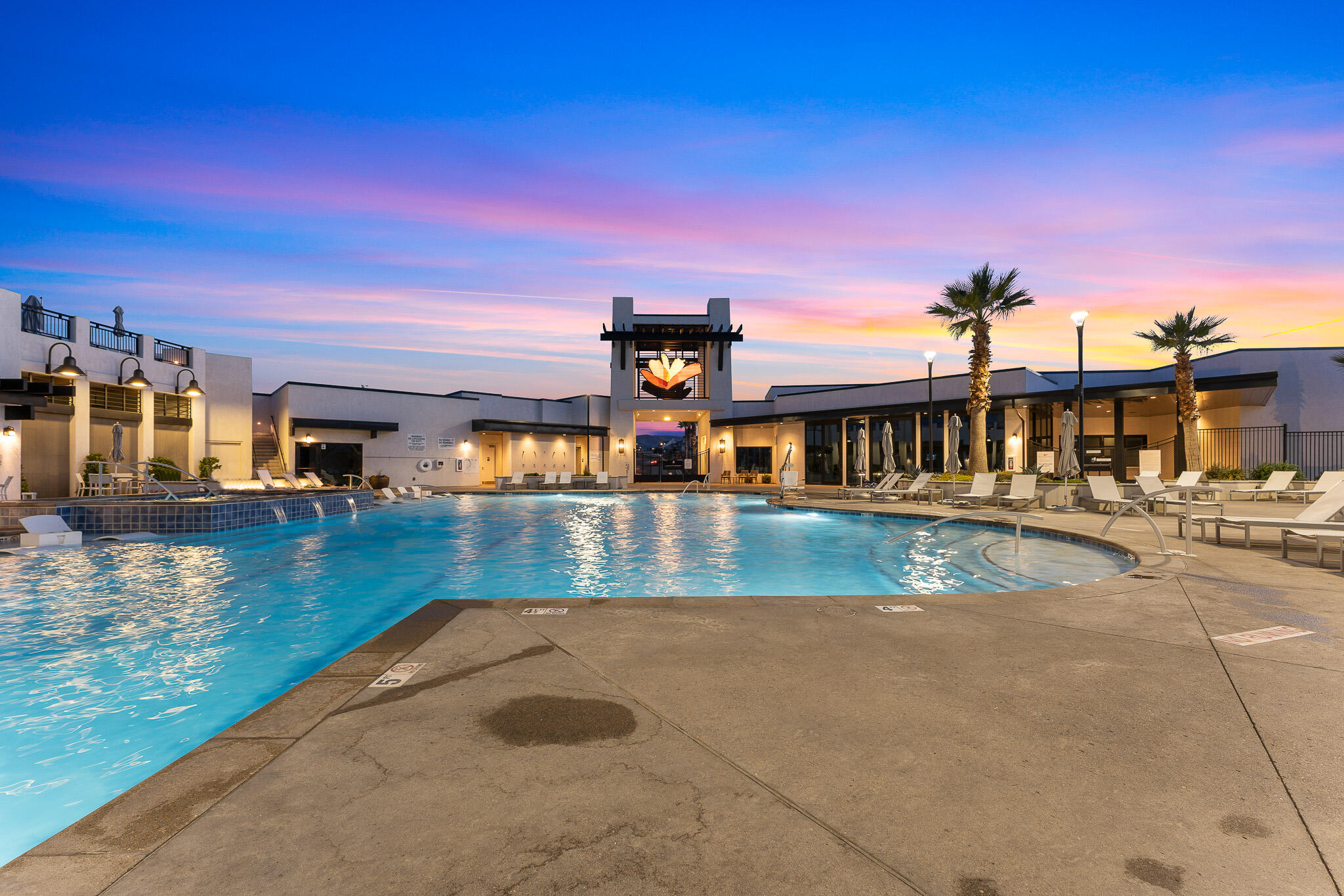 AUBURN HILLS - Residential