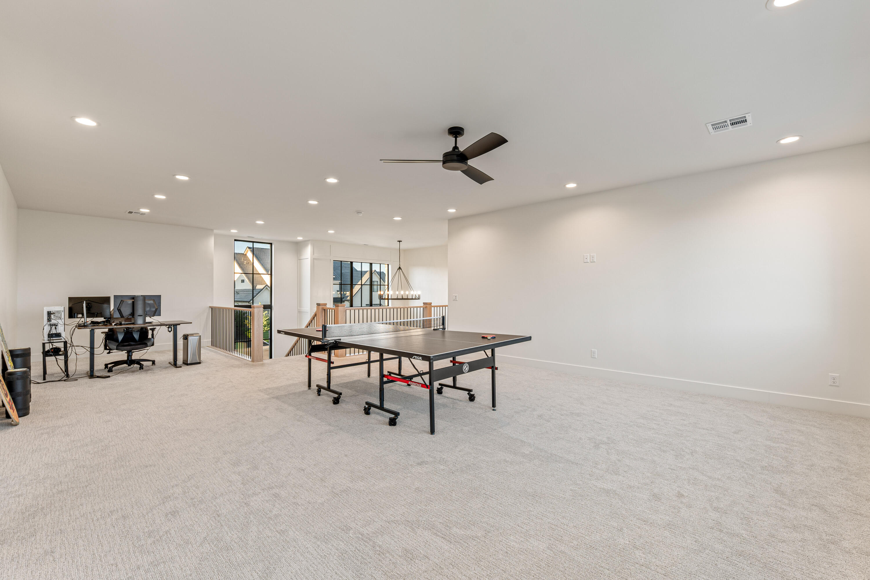 QUEENSRIDGE - Residential