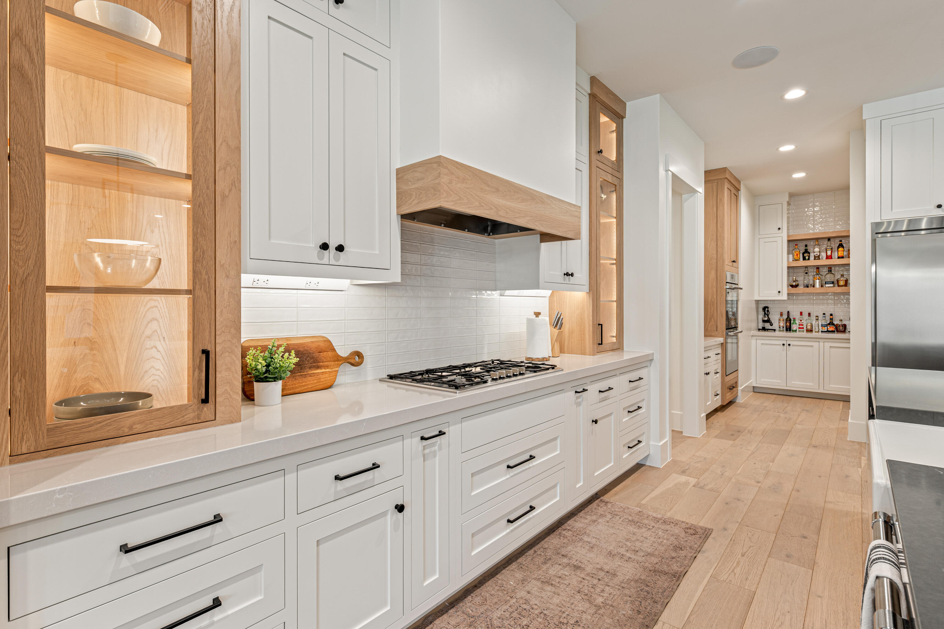 QUEENSRIDGE - Residential