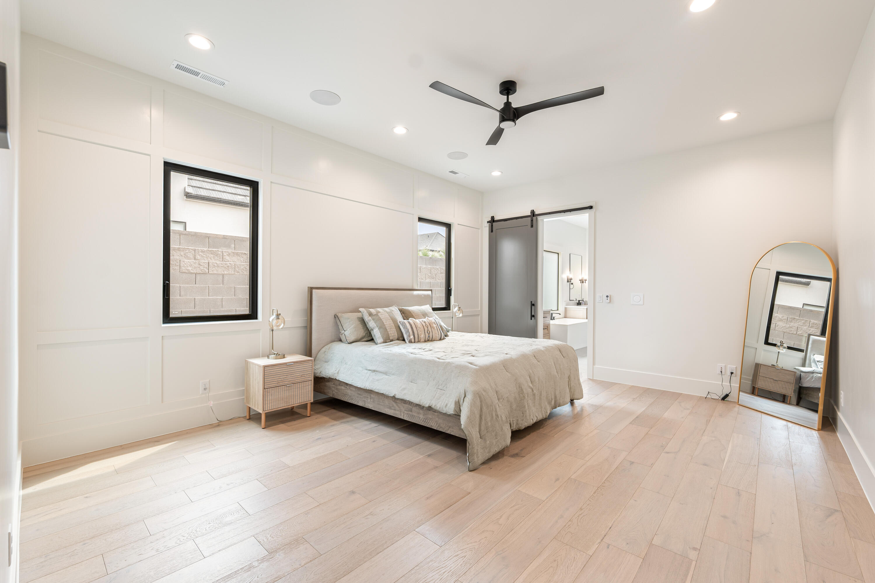 QUEENSRIDGE - Residential