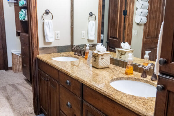 CORAL RIDGE TOWNHOMES - Residential