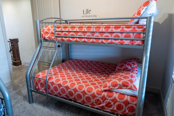 CORAL RIDGE TOWNHOMES - Residential