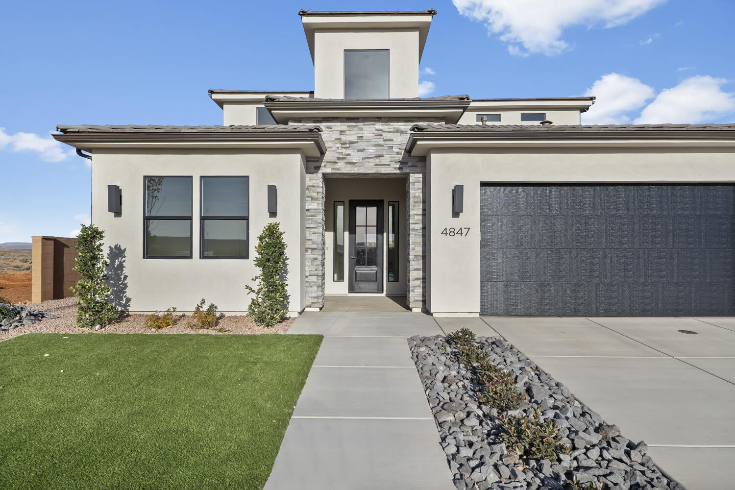 RED SANDS AT DESERT SANDS - Residential