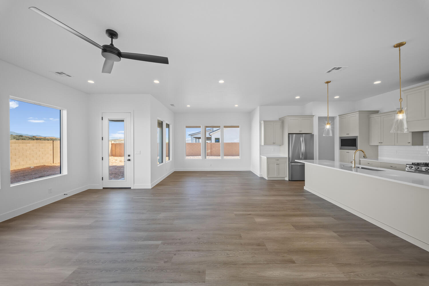 RED SANDS AT DESERT SANDS - Residential