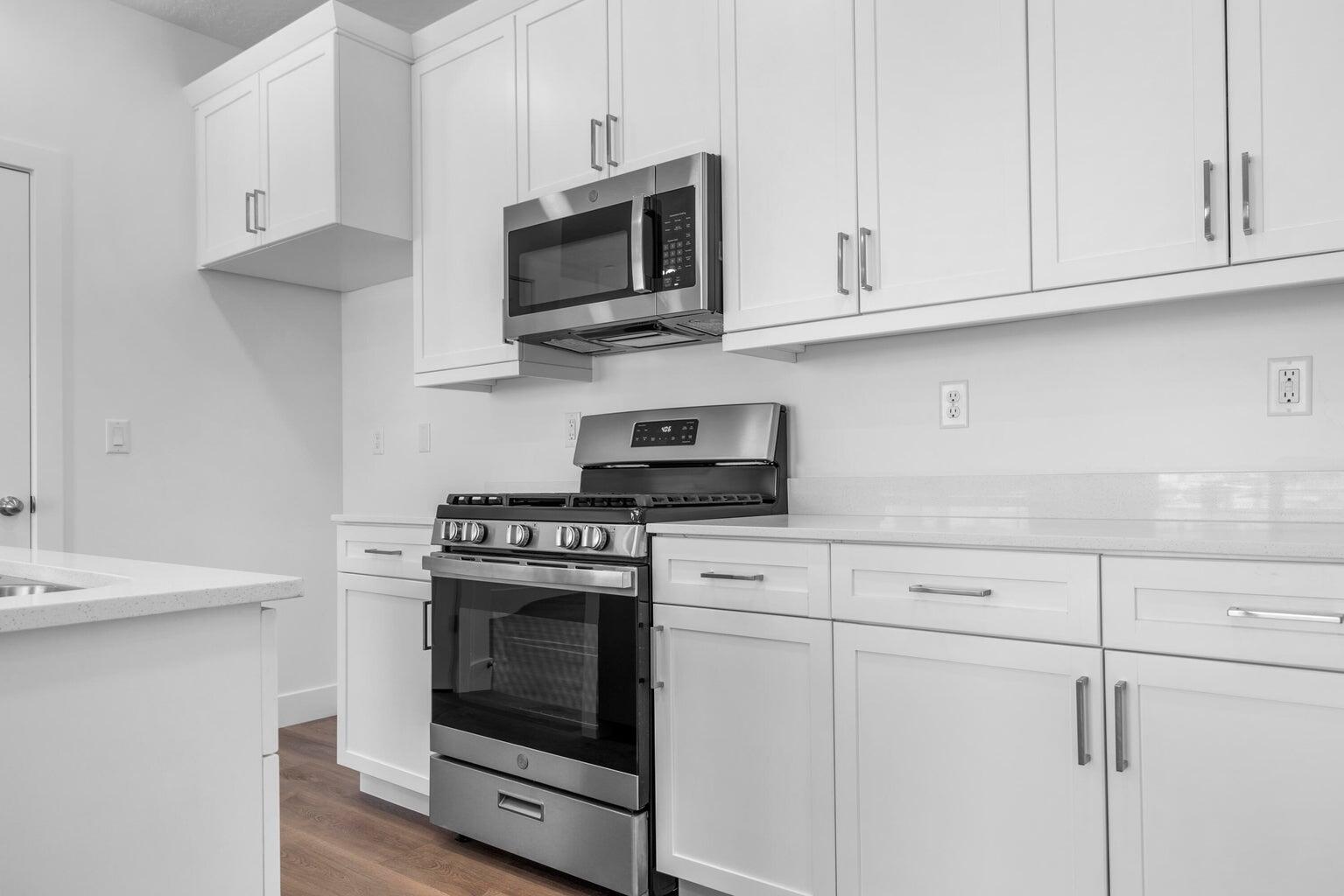 DESERT COLOR CONDOS - Residential