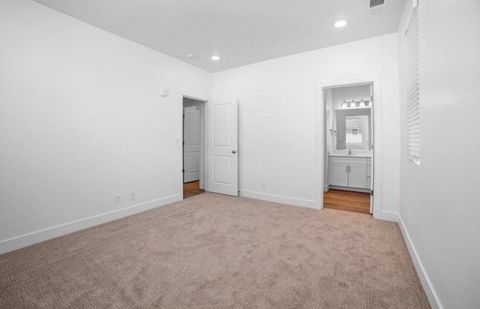 Tiny photo for 5801 S Garnet DR 6-102 #6-102, Saint George, UT 84790 (MLS # 26-271441)