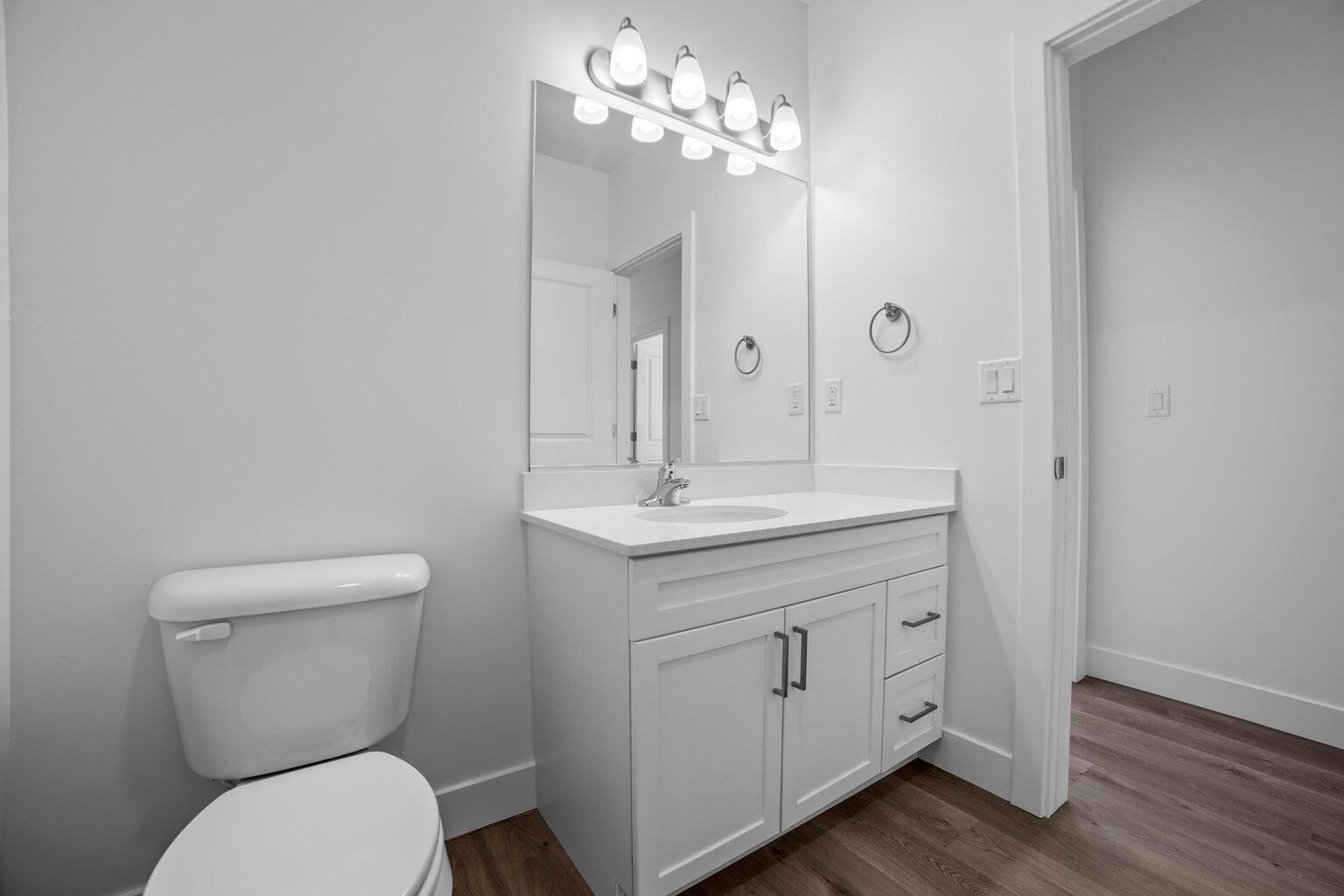 DESERT COLOR CONDOS - Residential