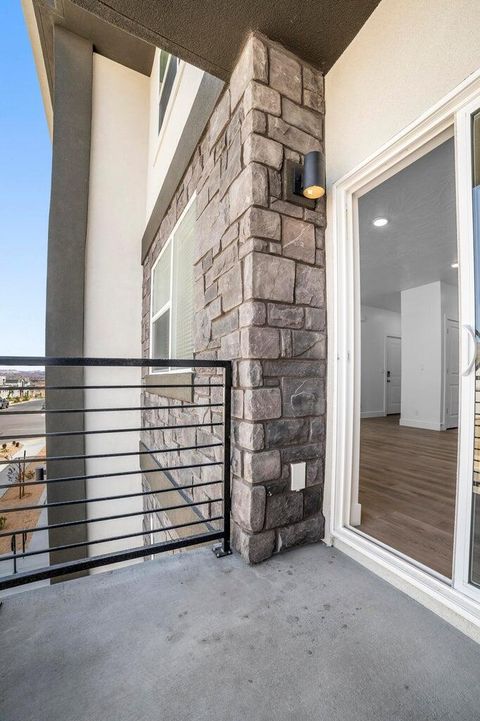 Tiny photo for 5801 S Garnet DR 6-102 #6-102, Saint George, UT 84790 (MLS # 26-271441)