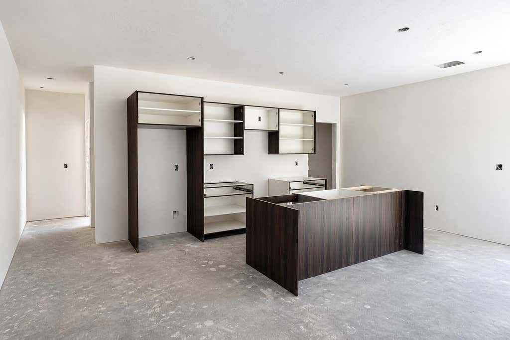 Photo of 555 N 730 W, Hurricane, UT 84737 (MLS # 26-275393)