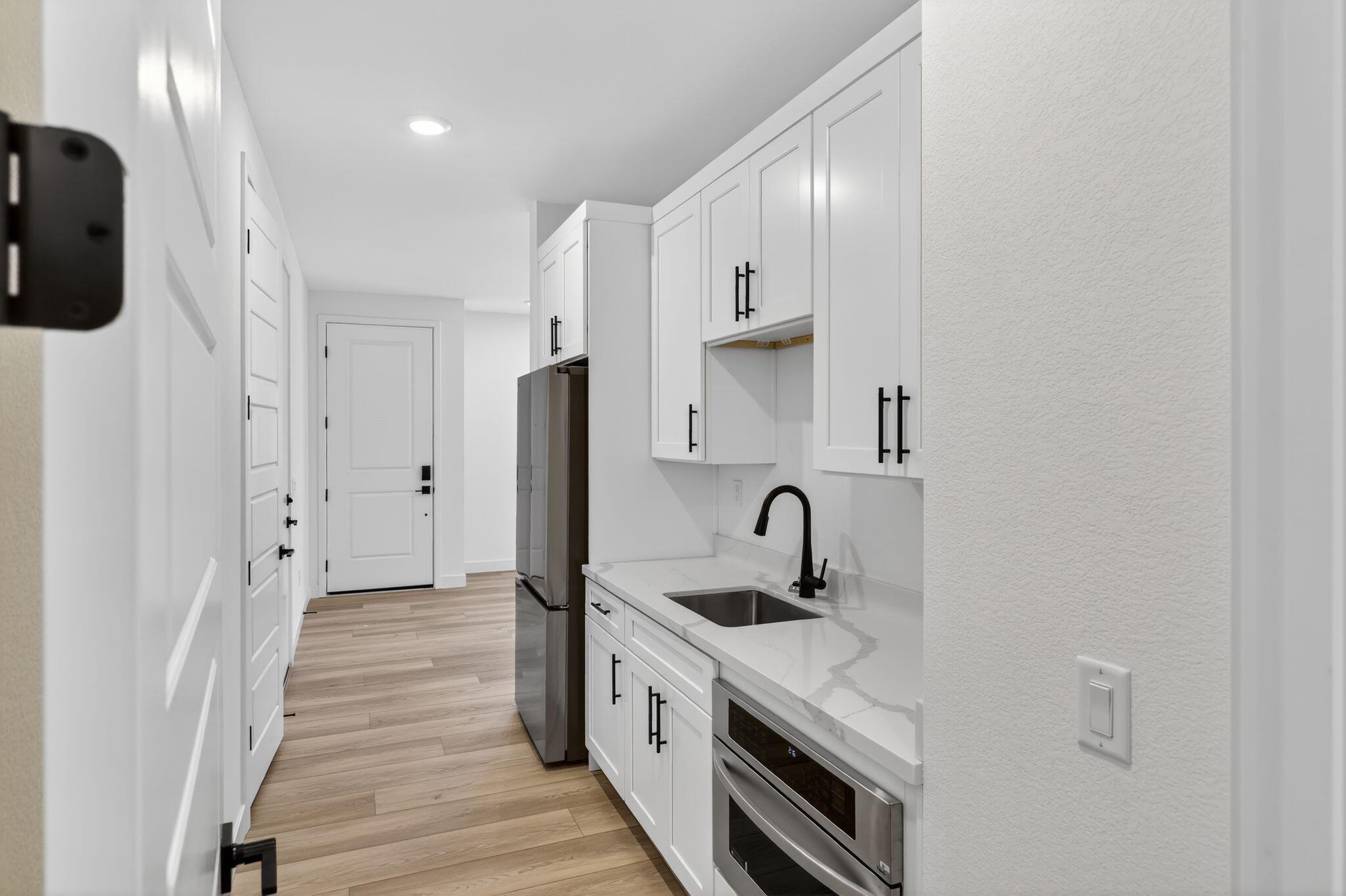 CECITA CREST AT DIVARIO - Residential