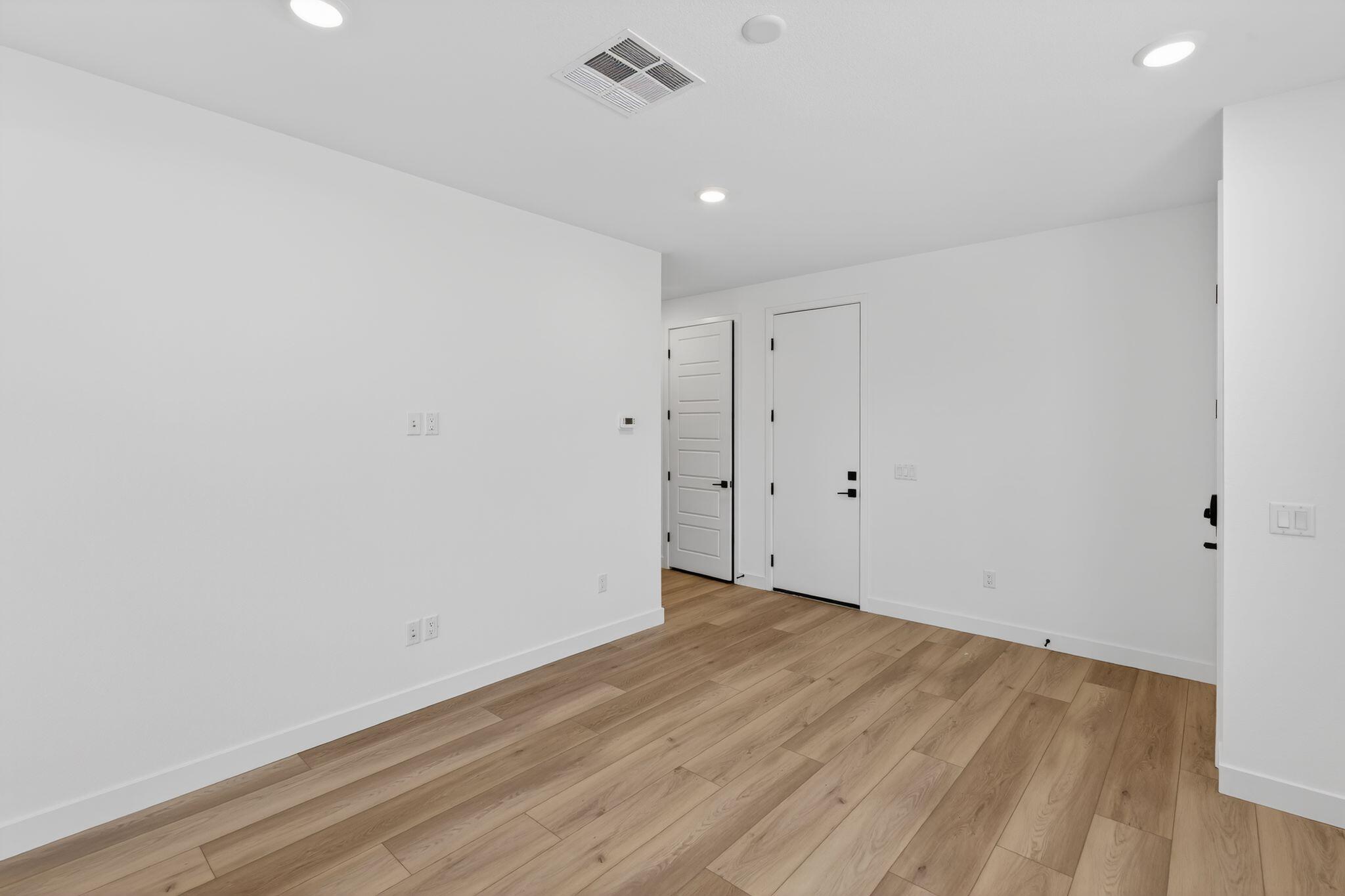 CECITA CREST AT DIVARIO - Residential