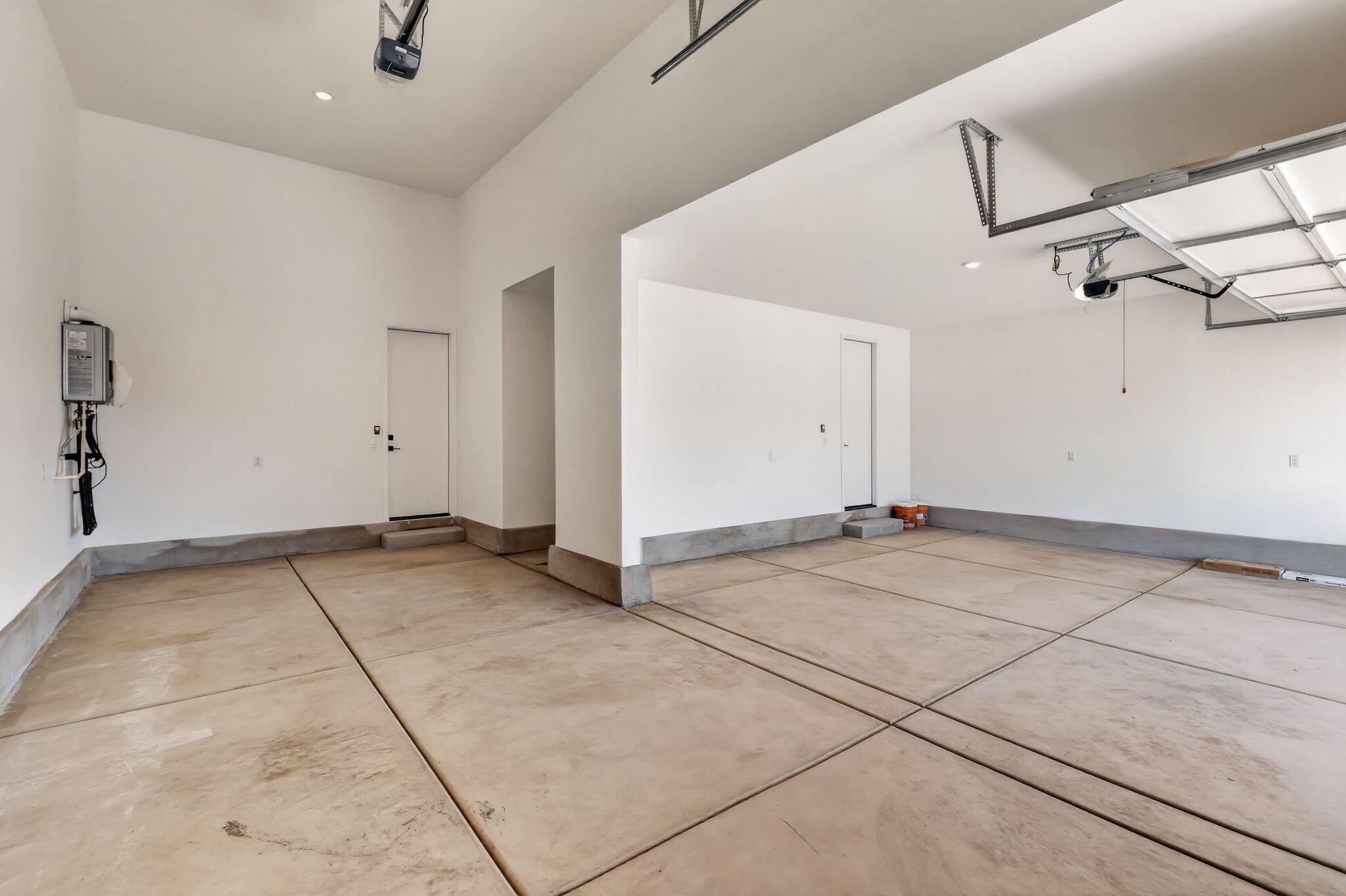CECITA CREST AT DIVARIO - Residential