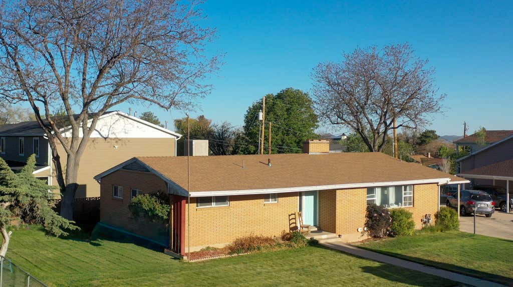 Photo of 390 S Dewey Ave, Cedar City, UT 84720 (MLS # 26-273103)