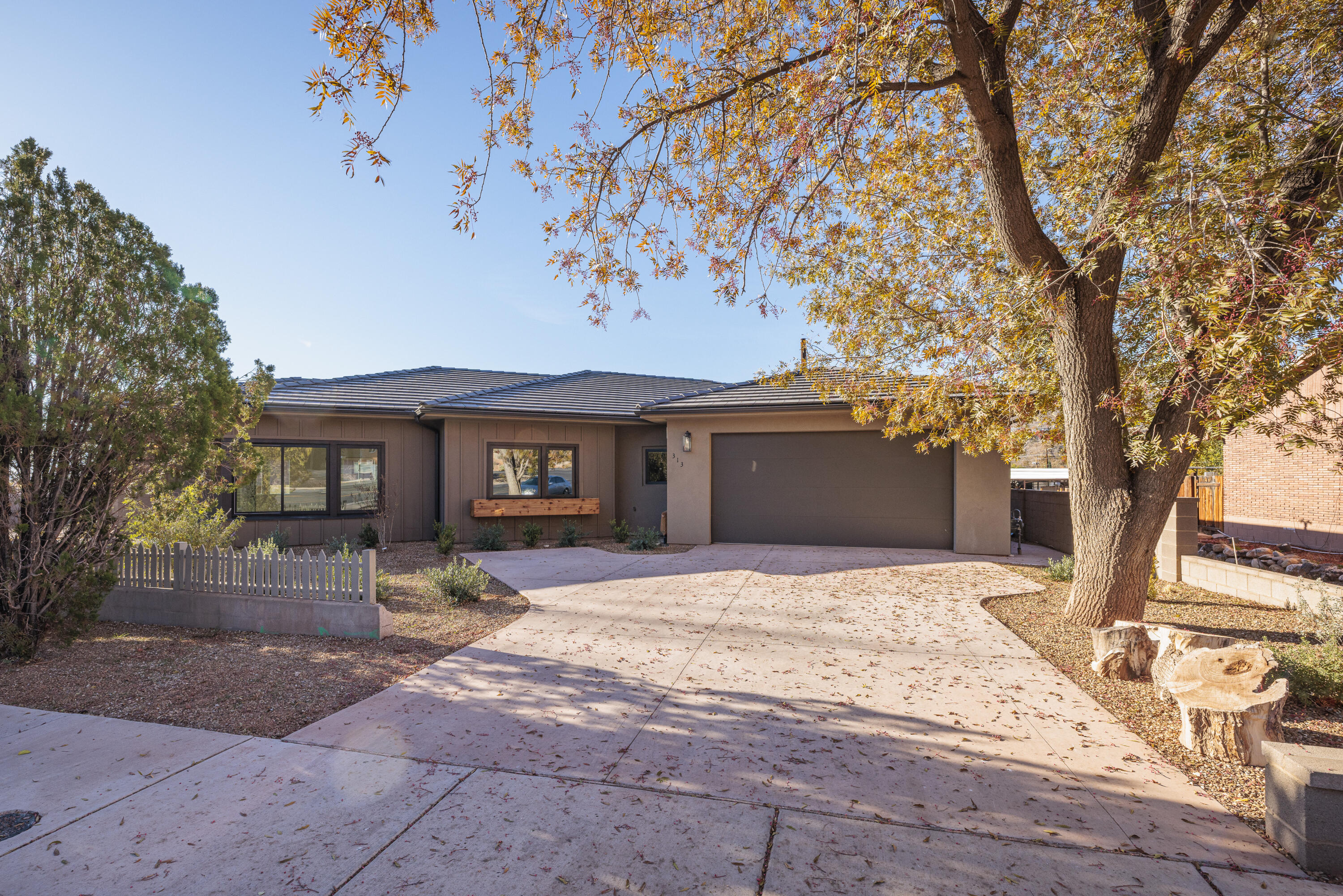 ST GEORGE TOWNSITE - Residential