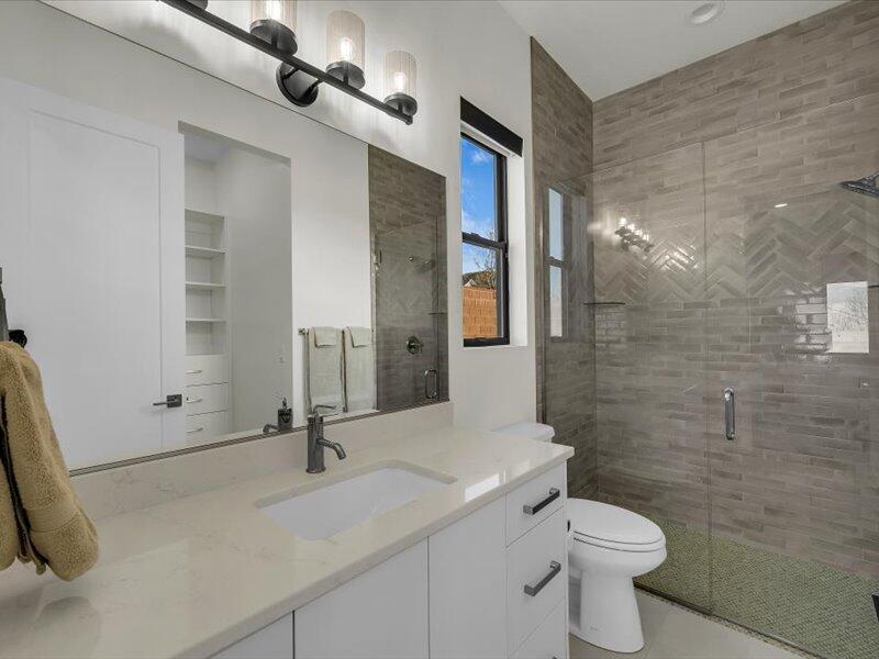 HEIGHTS AT WASHINGTON BENCH - Residential