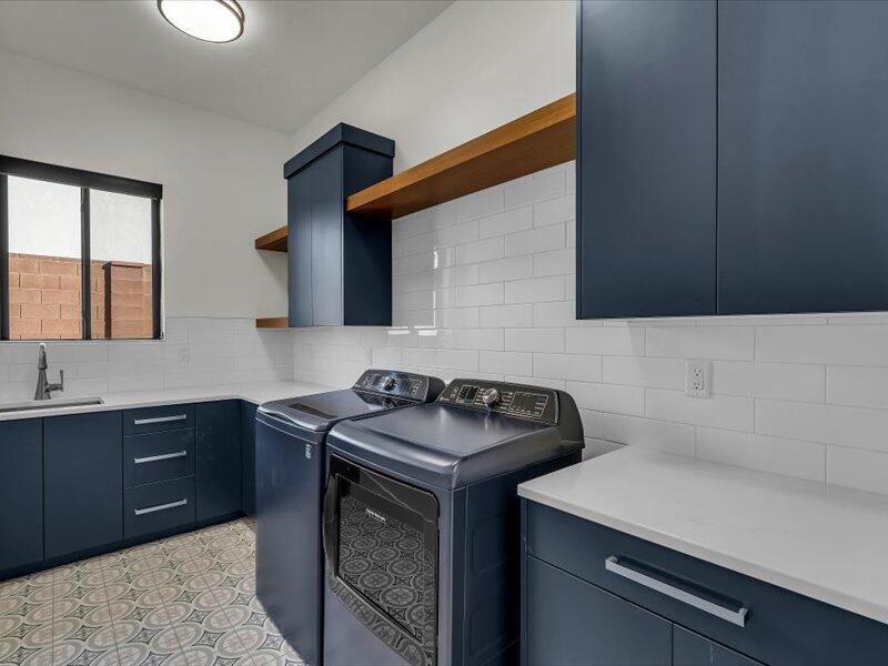 HEIGHTS AT WASHINGTON BENCH - Residential