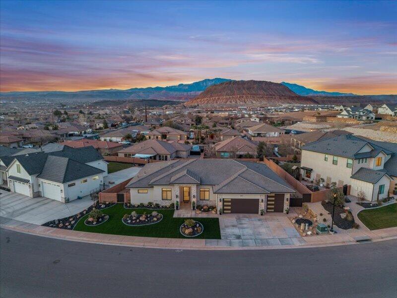 HEIGHTS AT WASHINGTON BENCH - Residential