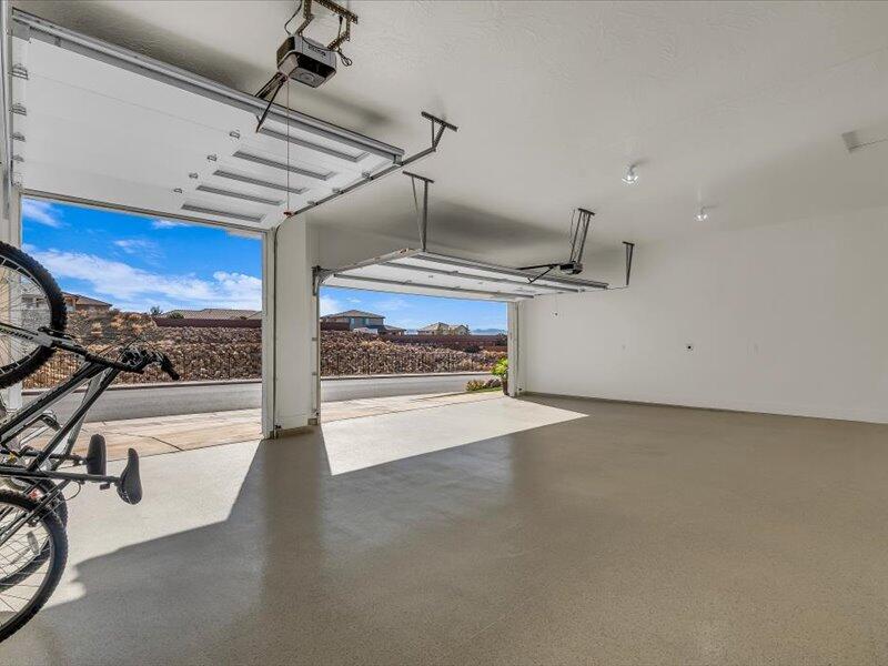 HEIGHTS AT WASHINGTON BENCH - Residential