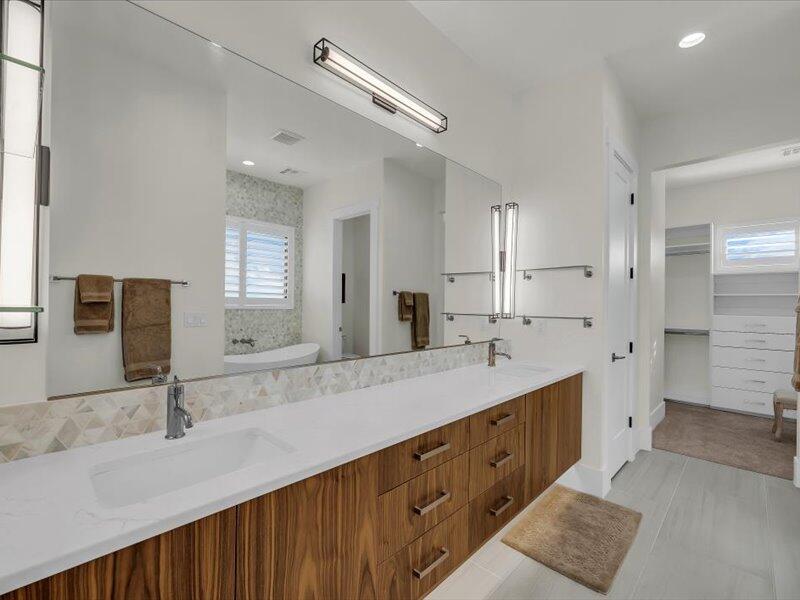 HEIGHTS AT WASHINGTON BENCH - Residential