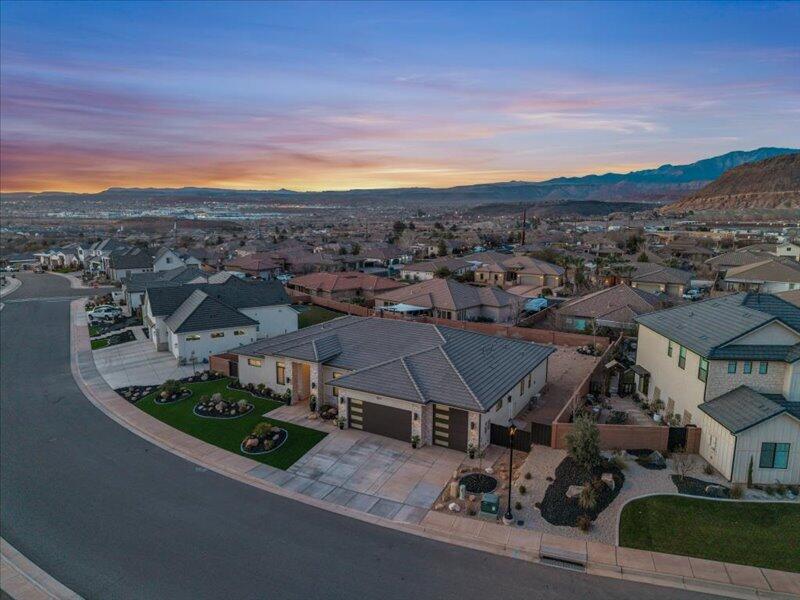 HEIGHTS AT WASHINGTON BENCH - Residential