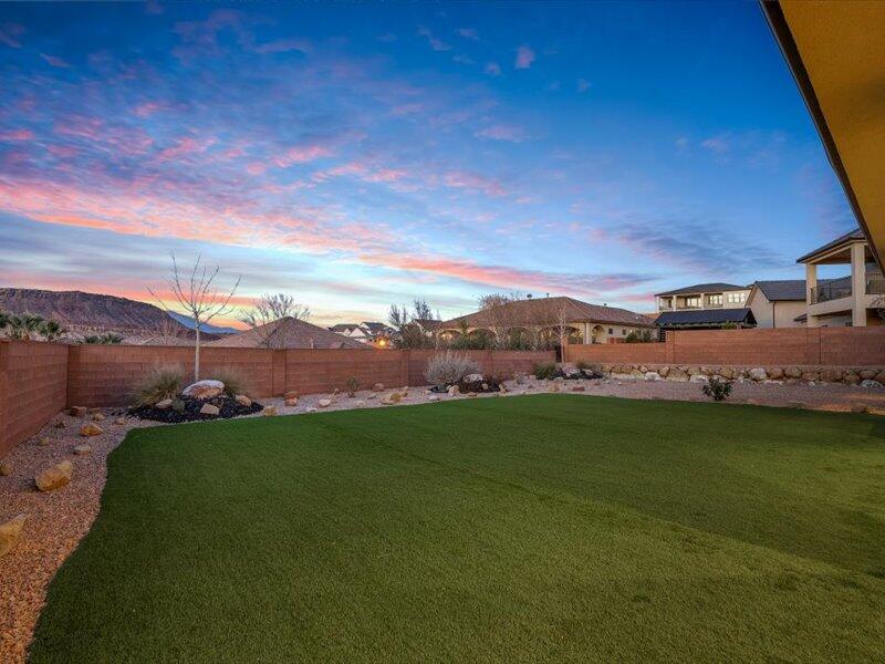 HEIGHTS AT WASHINGTON BENCH - Residential