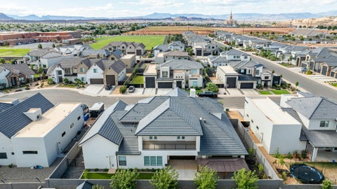 Tiny photo for 448 W Lamond CIR, Washington, UT 84780 (MLS # 26-276369)