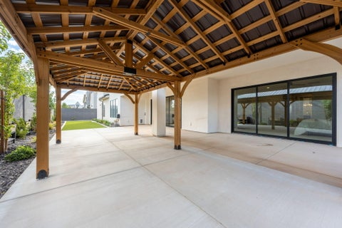 Tiny photo for 448 W Lamond CIR, Washington, UT 84780 (MLS # 26-276369)
