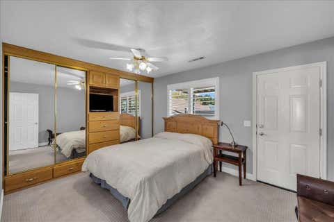 Tiny photo for 1050 W Red Hills Parkway #40, Washington, UT 84780 (MLS # 26-273264)
