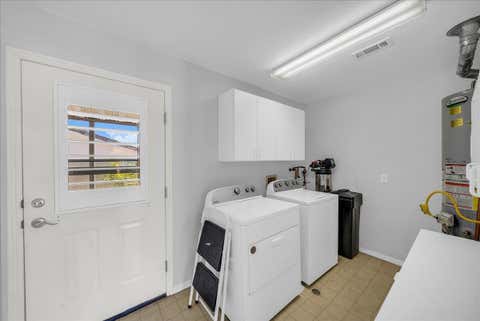 Tiny photo for 1050 W Red Hills Parkway #40, Washington, UT 84780 (MLS # 26-273264)
