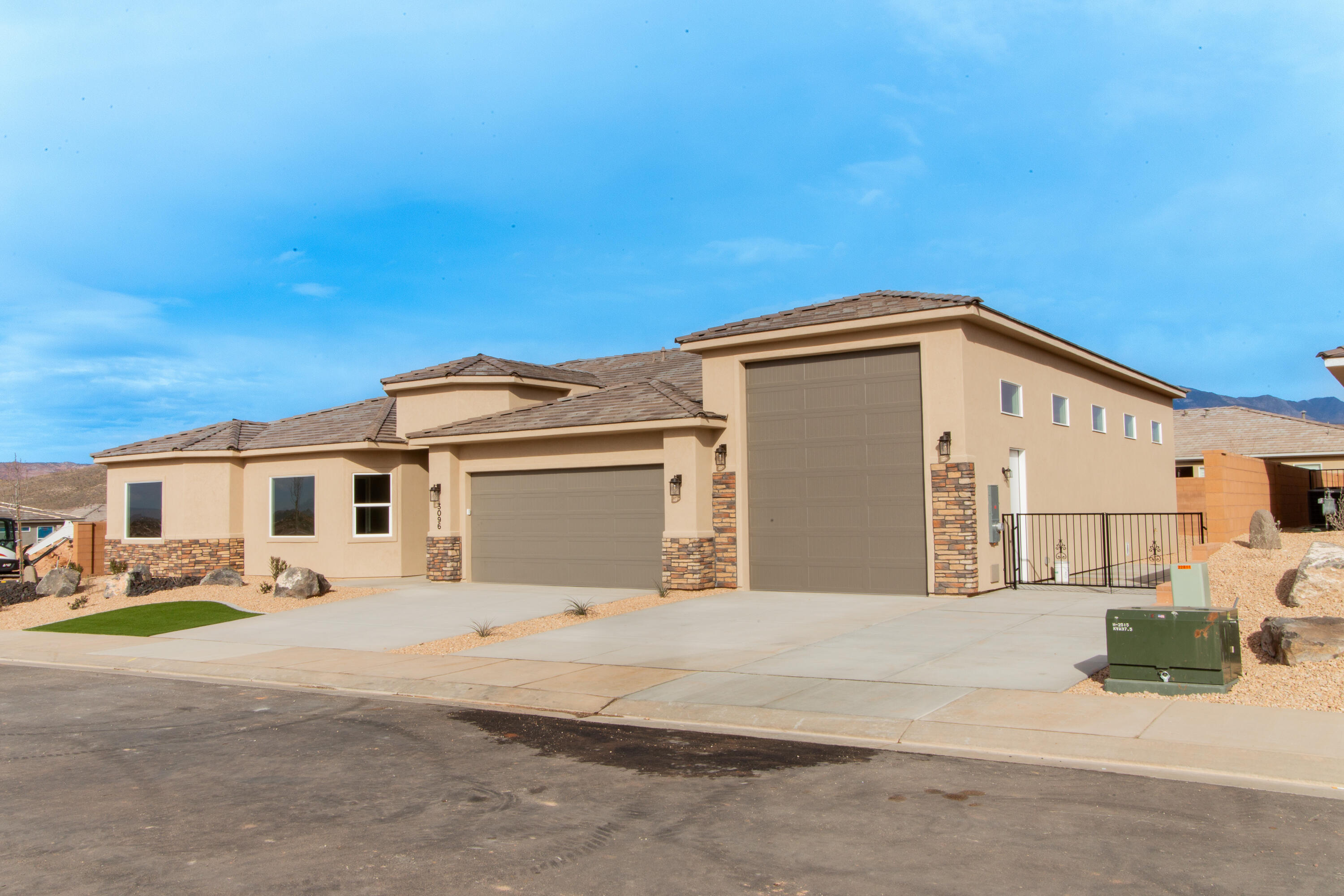 SKY VALLEY - Residential