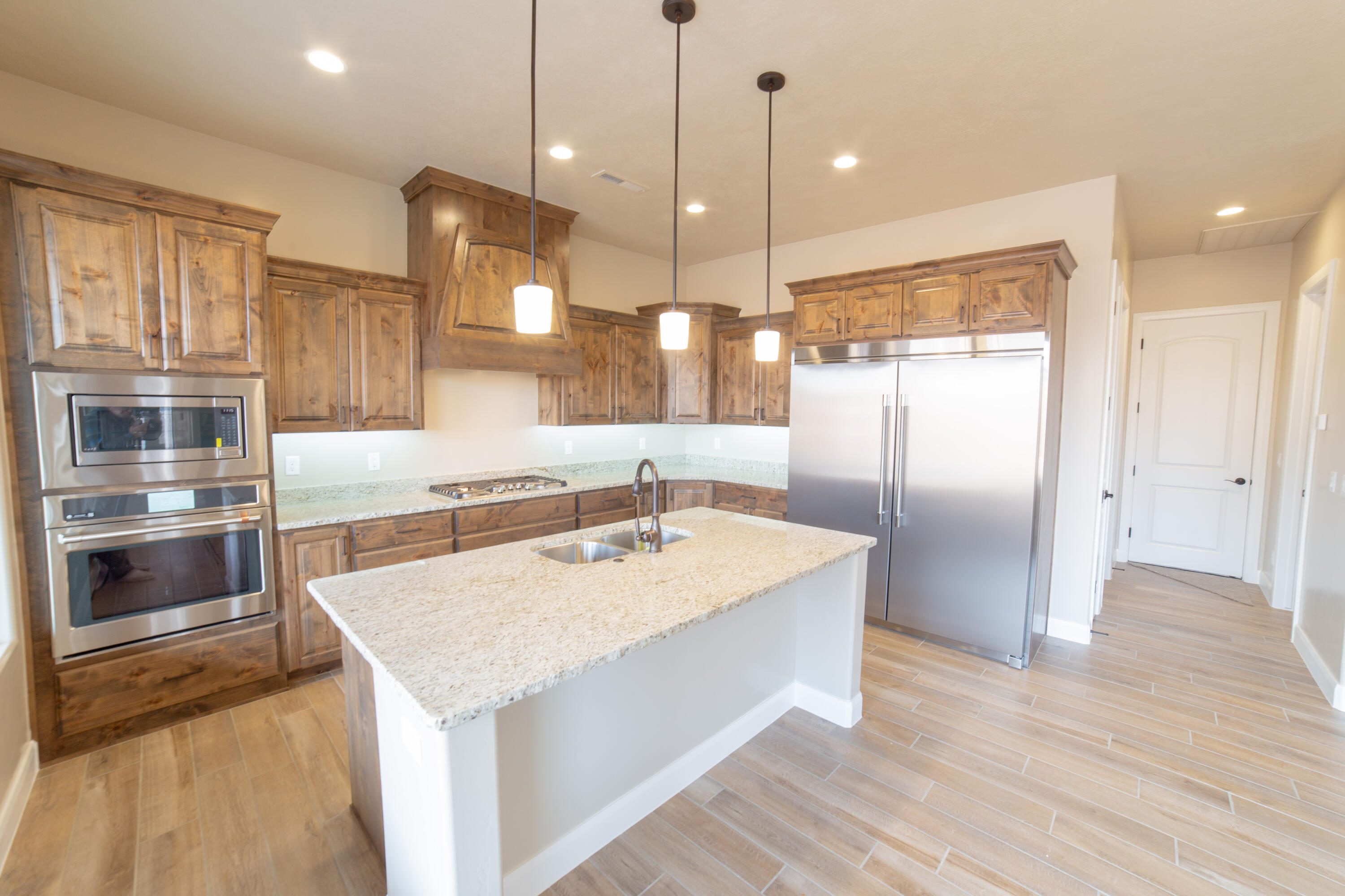 SKY VALLEY - Residential