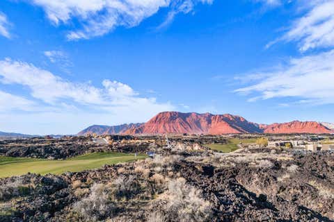 Photo of 2349 S Lava Vista DR, Santa Clara, UT 84765 (MLS # 26-272978)