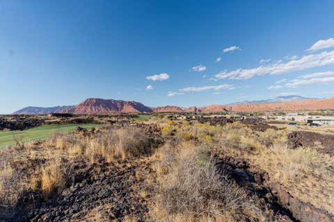 Tiny photo for 2349 S Lava Vista DR, Santa Clara, UT 84765 (MLS # 26-272978)
