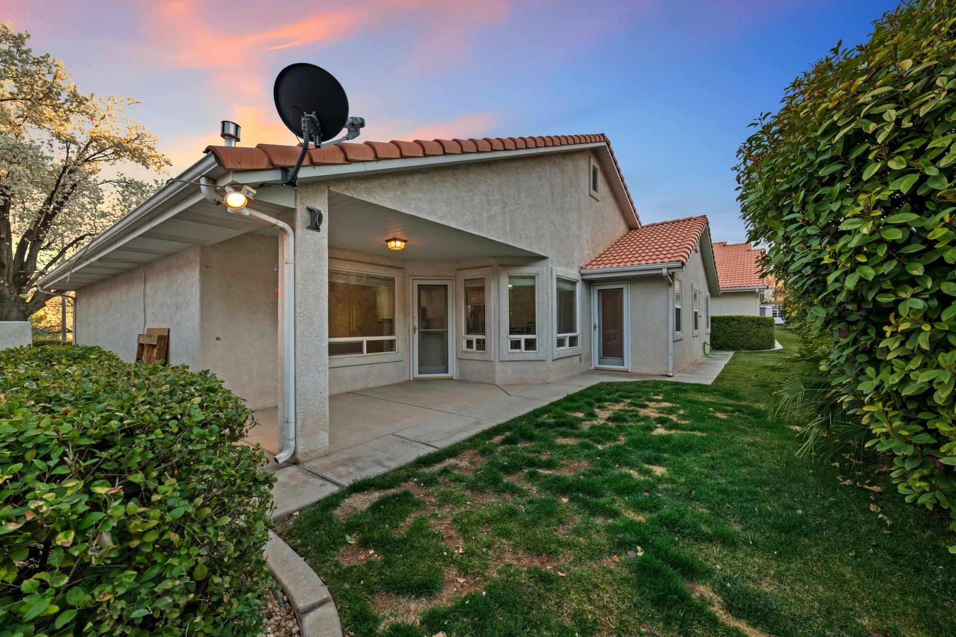 PAR 5 AT BLOOMINGTON HILLS TOWNHOMES - Residential