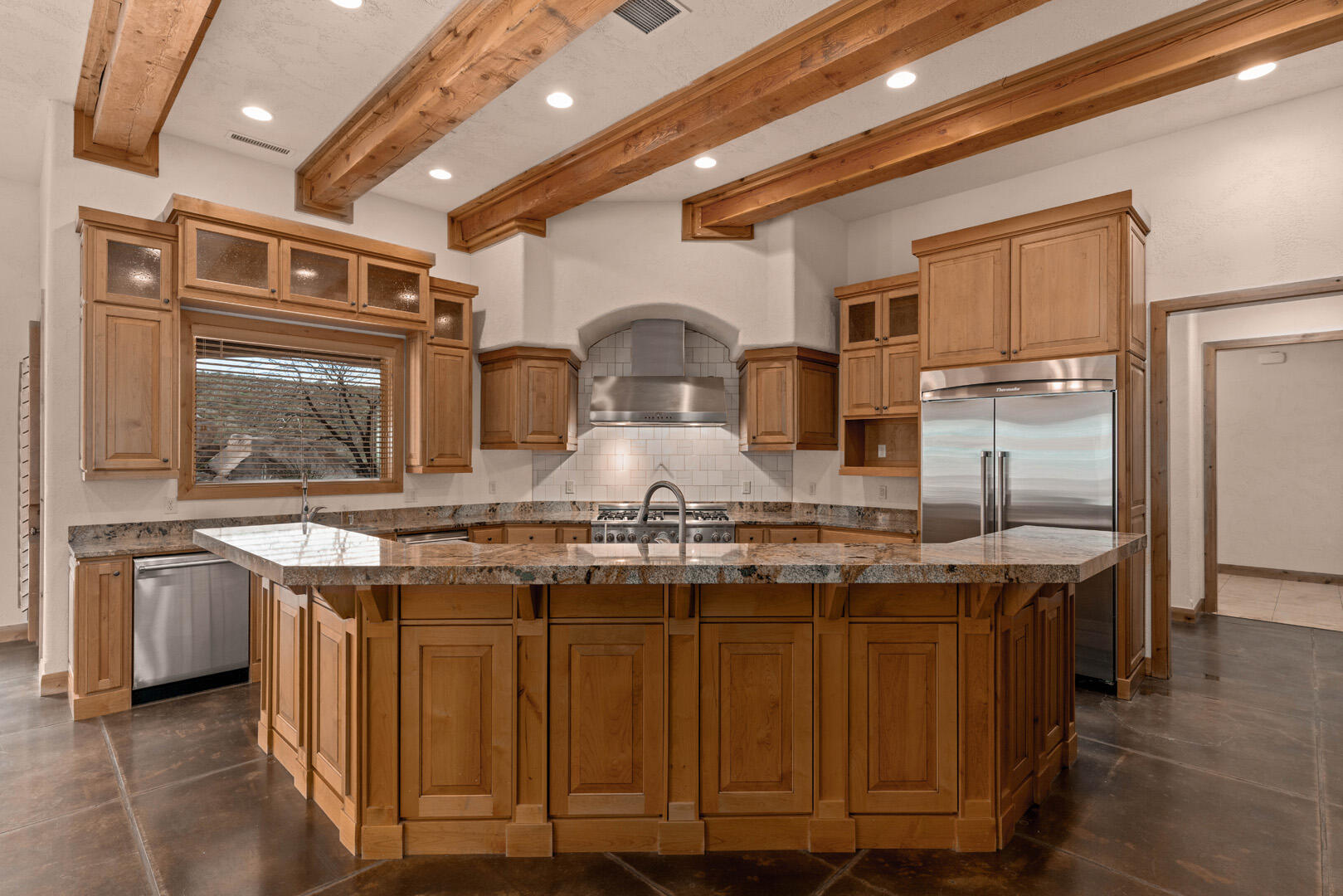 STONE CLIFF - Residential