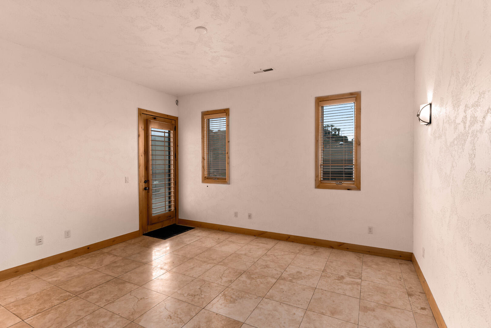 STONE CLIFF - Residential