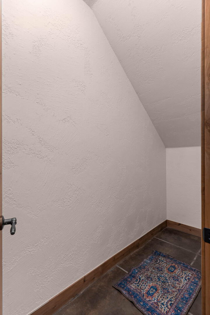 STONE CLIFF - Residential