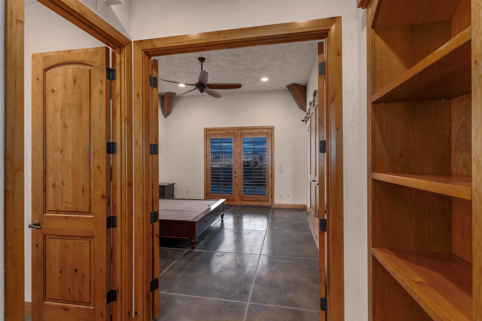 STONE CLIFF - Residential