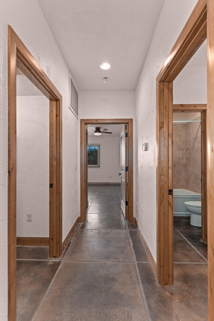 STONE CLIFF - Residential