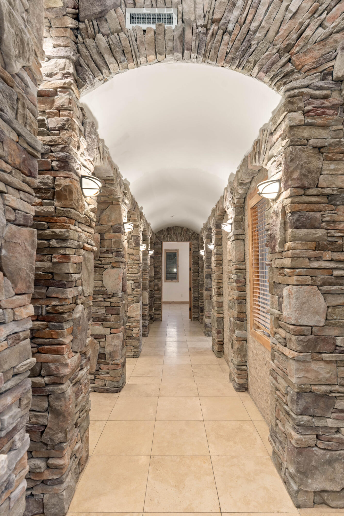 STONE CLIFF - Residential