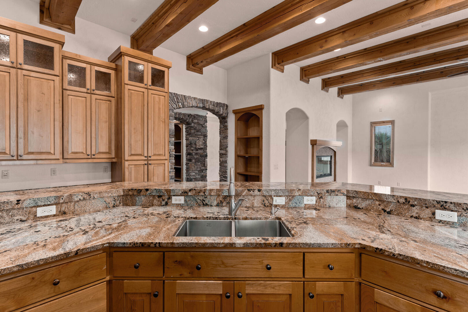 STONE CLIFF - Residential