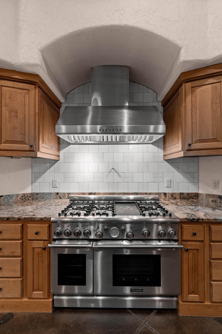 STONE CLIFF - Residential