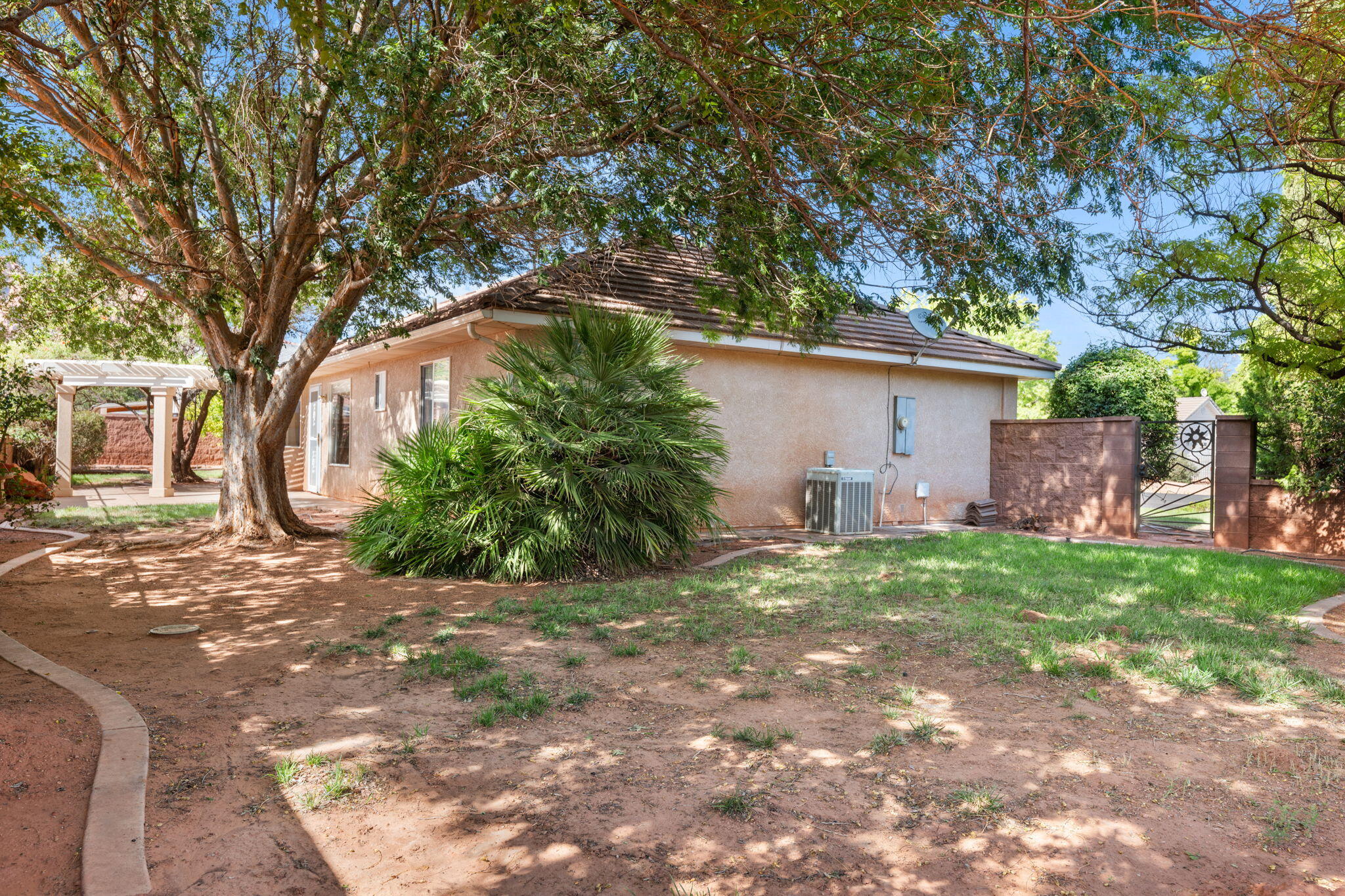 PADRE CANYON ESTATES - Residential