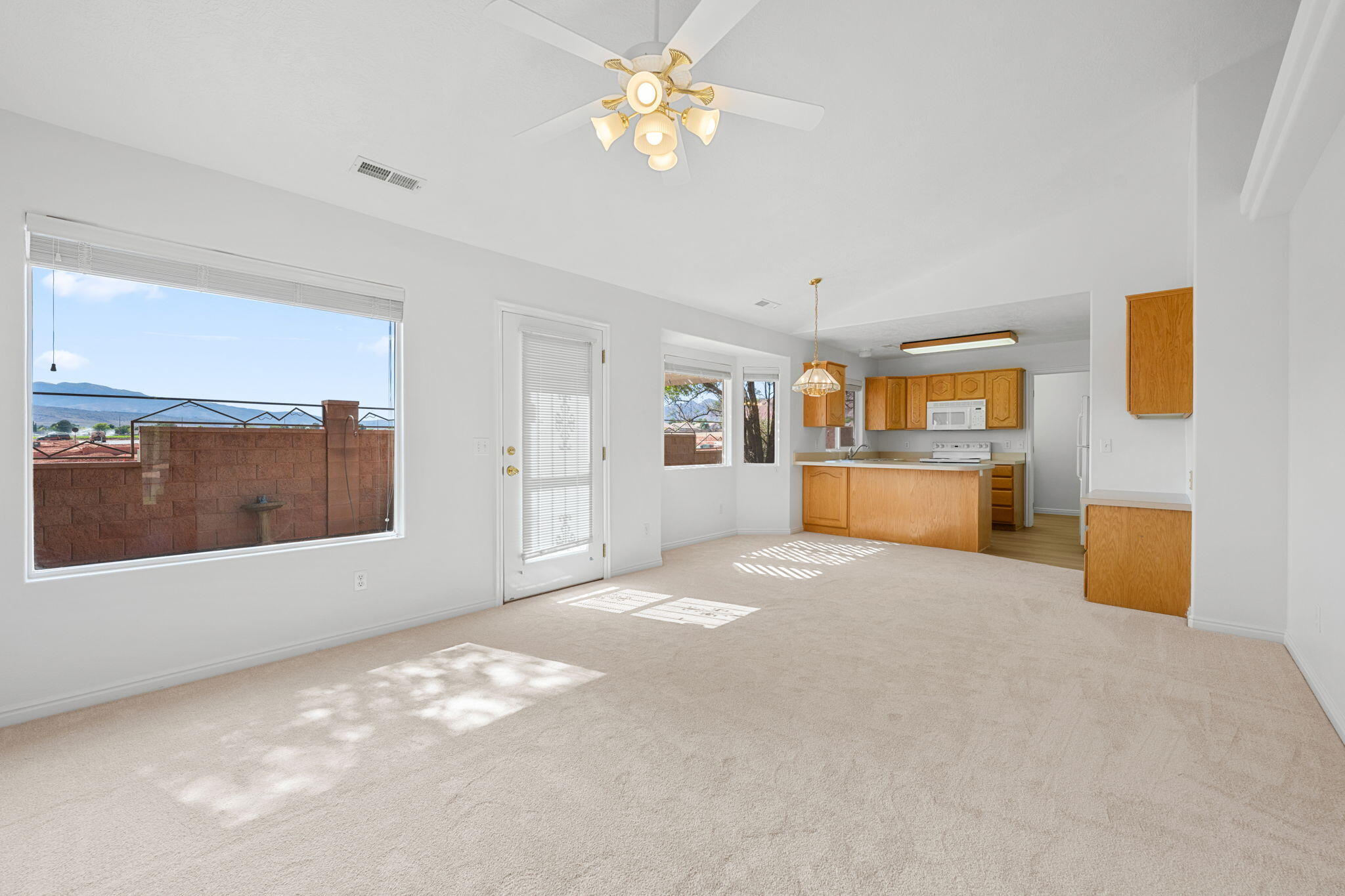PADRE CANYON ESTATES - Residential