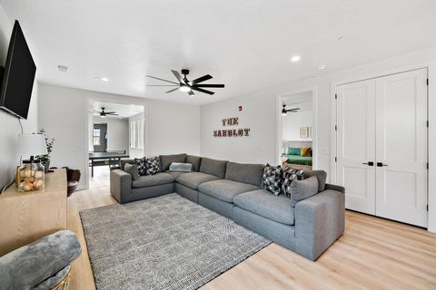 Tiny photo for 1460 S Windsor Parkway #2, Hurricane, UT 84737 (MLS # 25-266191)